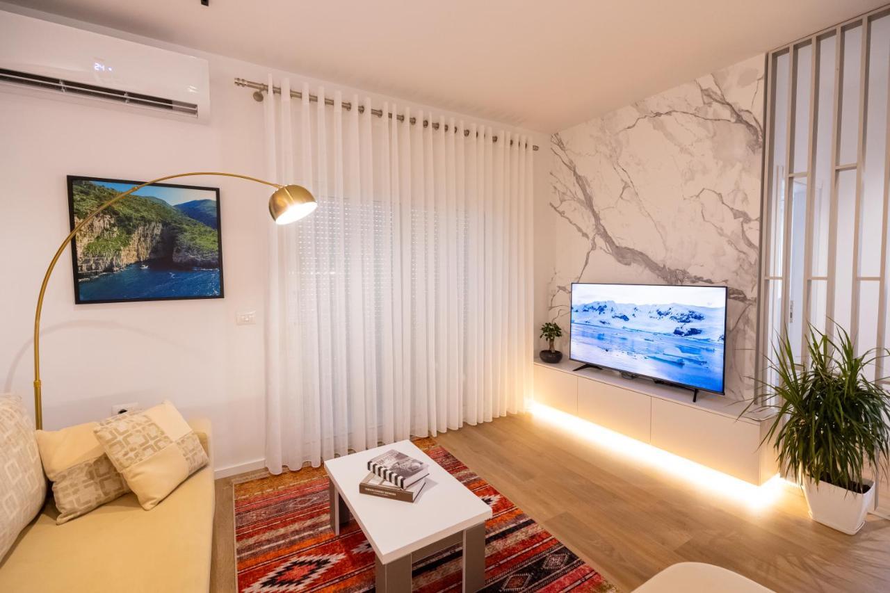 Victoria Lungomare Apartment Vlora Kültér fotó