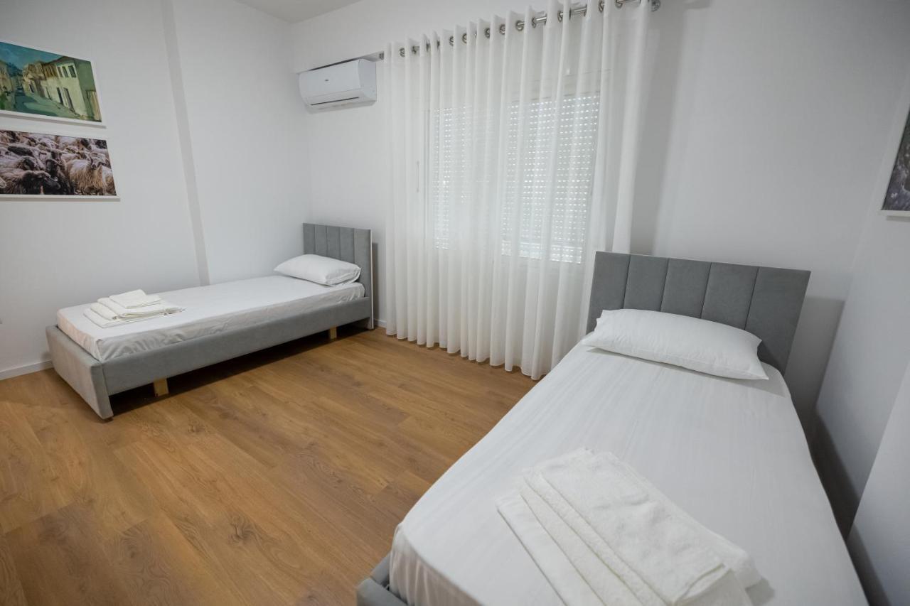 Victoria Lungomare Apartment Vlora Kültér fotó