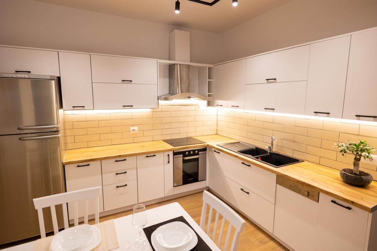 Victoria Lungomare Apartment Vlora Kültér fotó